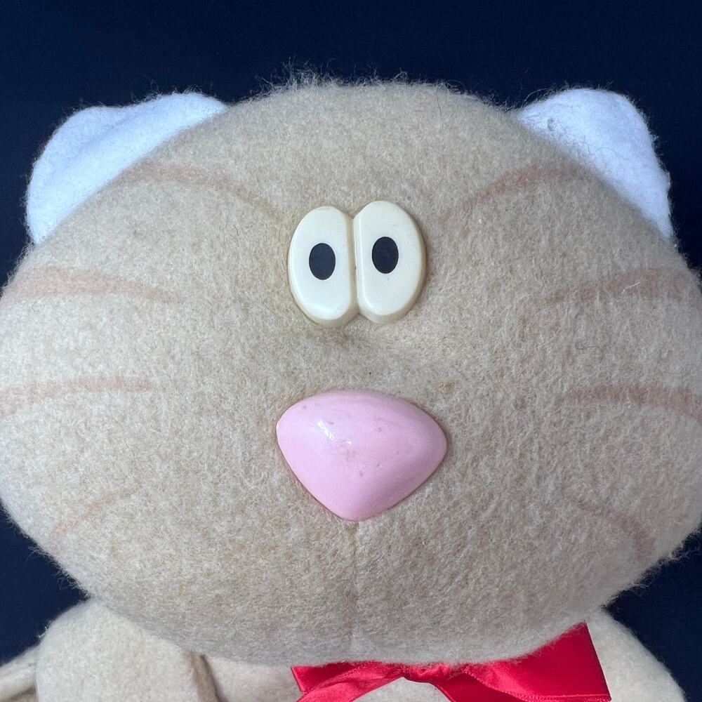 Hallmark Callie Tabby Cat Plush 20" Wide Tan Red Bow‎ Vintage 1985 Stuffed Kitty - Picture 2 of 5